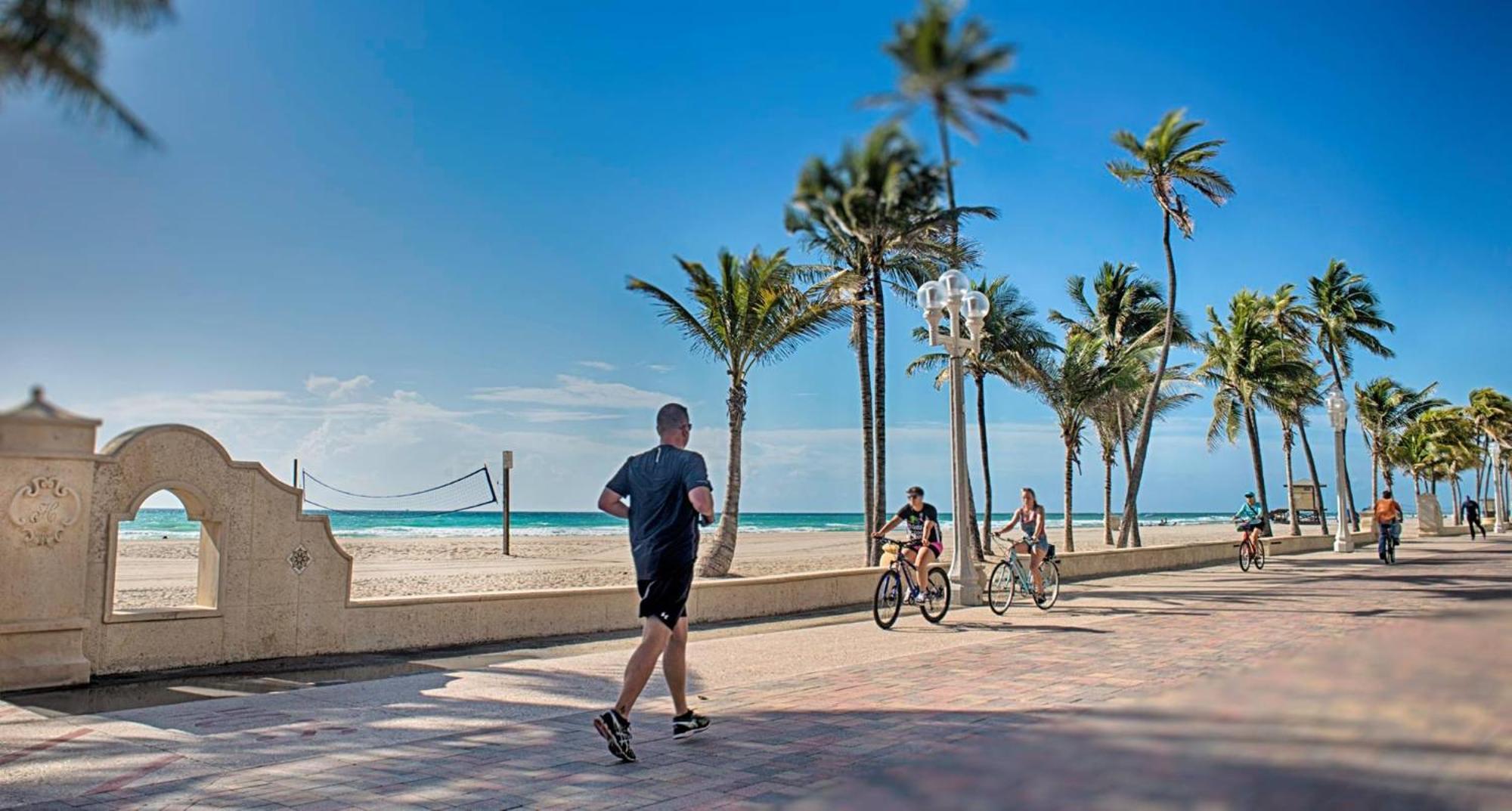 Вилла 2602 E Hallandale Beach Blvd 1 Br Экстерьер фото
